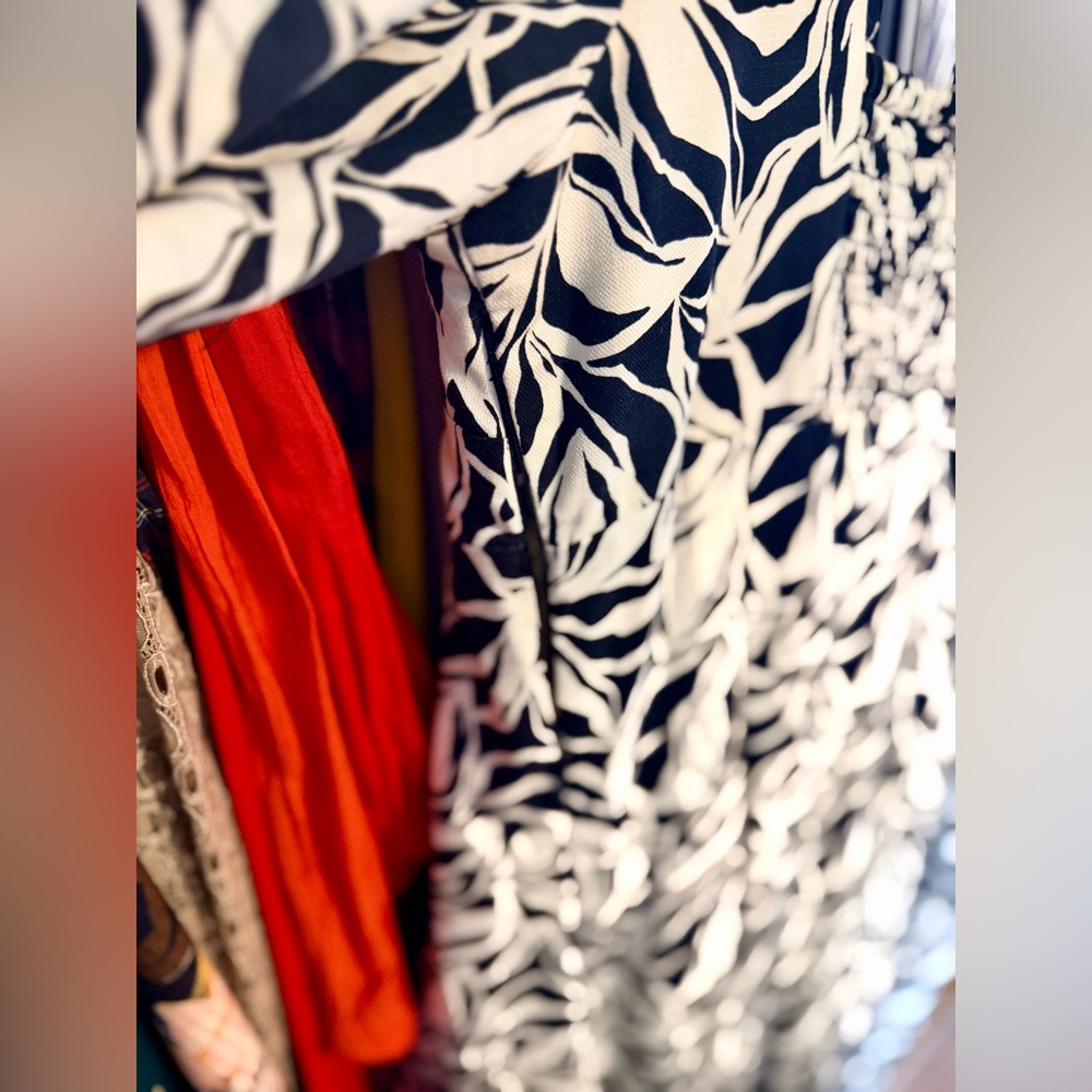 A New Day Floral Midi Dress | Puff Sleeve | Sweetheart | Zipper | Pockets | NWT - Picture 9 of 10